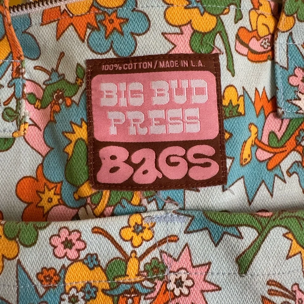 Big Bud Press Butterfly Bash Tote - Picture 2 of 5